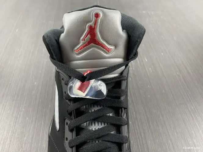 Jordan Metallic Black 845035-003 Retro 5 (2016) 0621